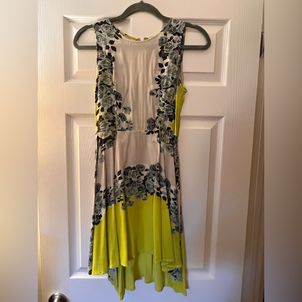 Shakuhachi Floral Dress size XS